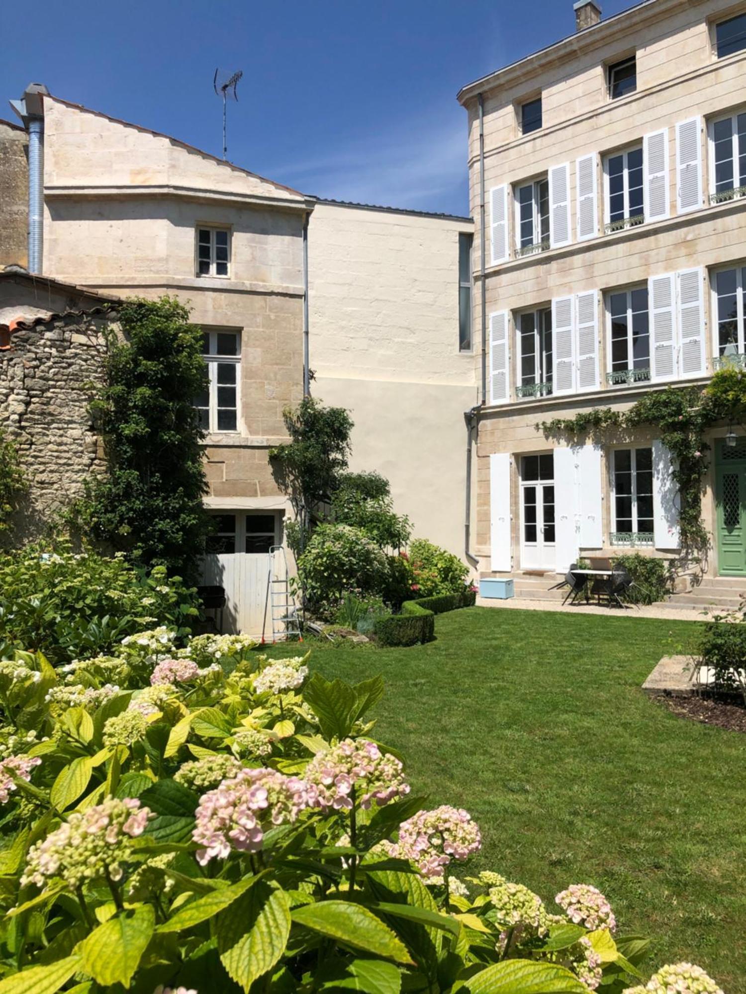 L'Hotel Particulier Du 12 Niort Ngoại thất bức ảnh